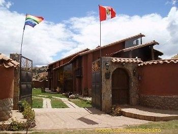La Casa De Barro Lodge & Restaurant Chincheros  Exterior photo