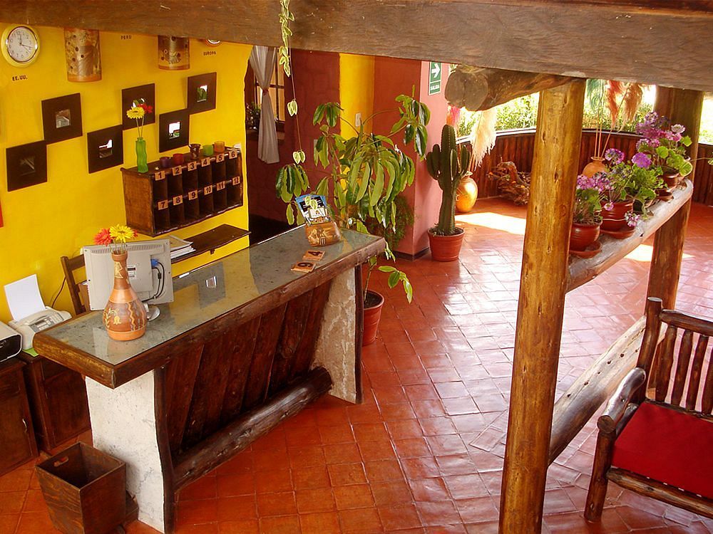 La Casa De Barro Lodge & Restaurant Chincheros  Exterior photo