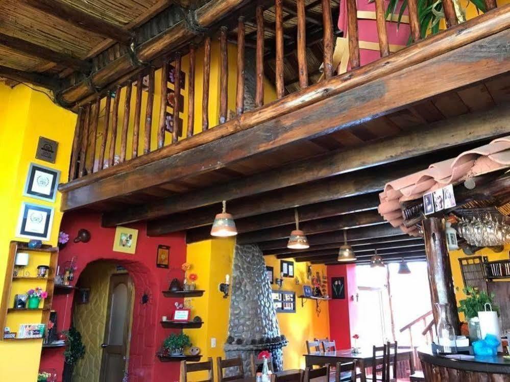 La Casa De Barro Lodge & Restaurant Chincheros  Exterior photo