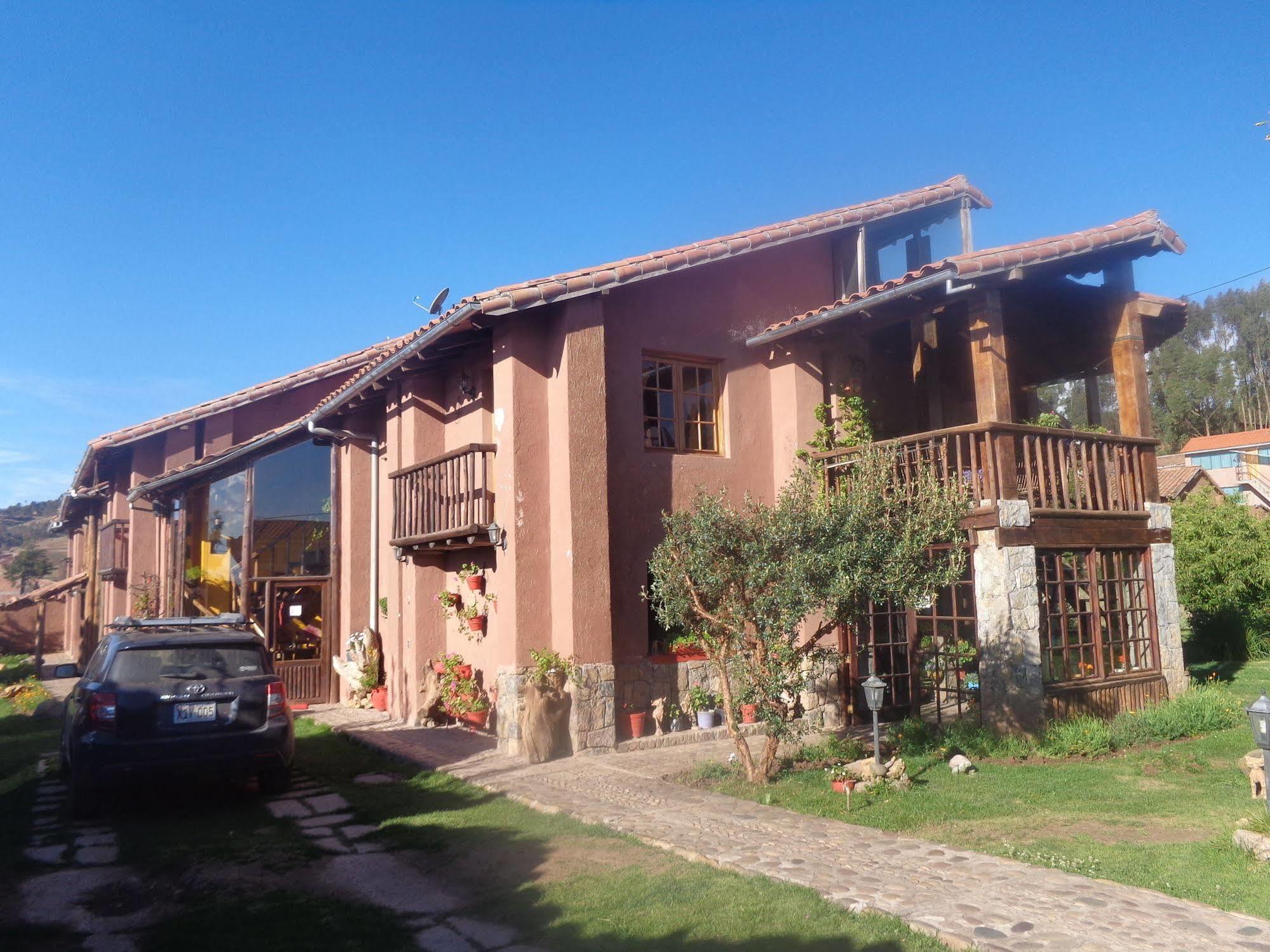 La Casa De Barro Lodge & Restaurant Chincheros  Exterior photo